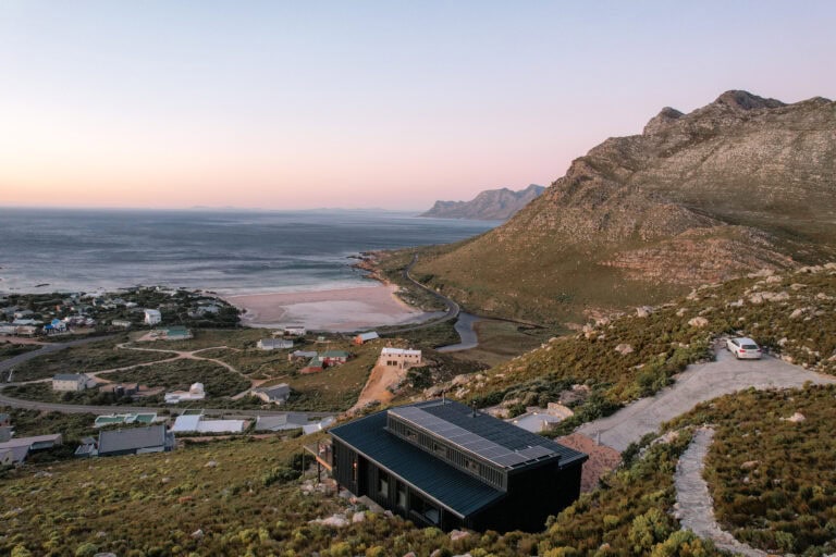 Klein Hangklip Cabin RooiEls