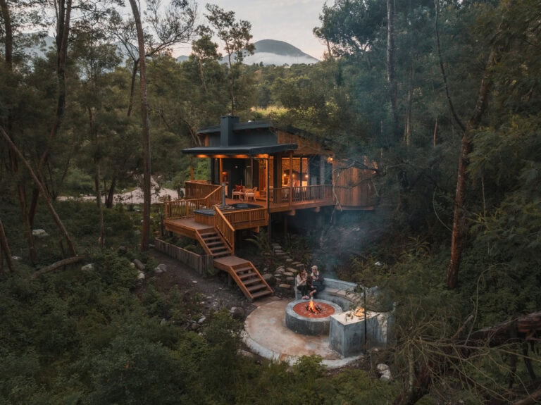 boomhuis george cabin sanjika escapes