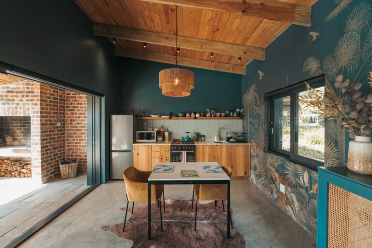 acacia cabin bains view olive farm wellington