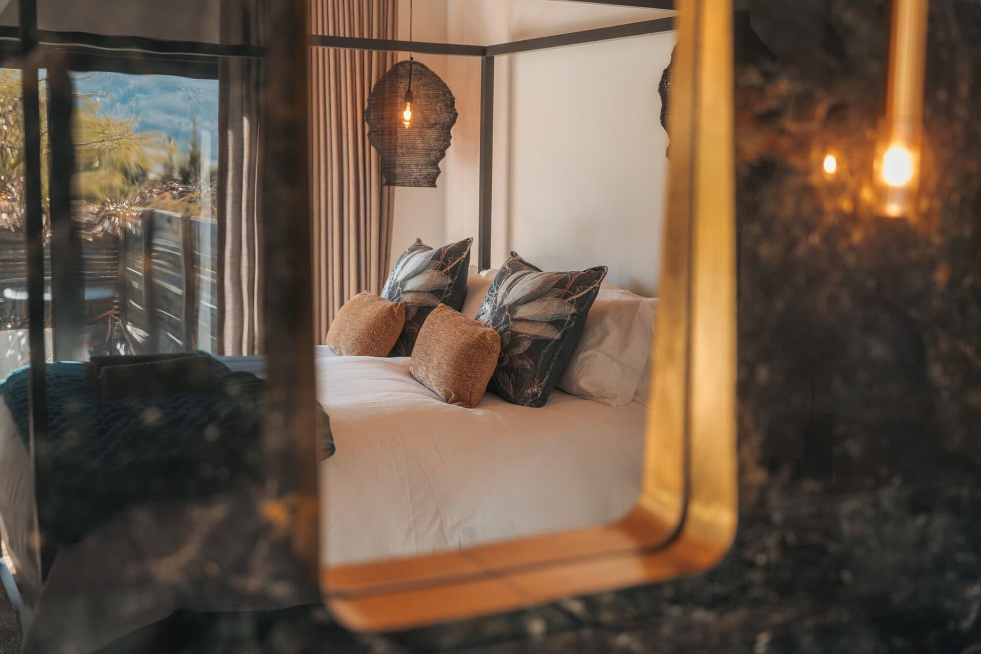 acacia cabin bains view olive farm wellington