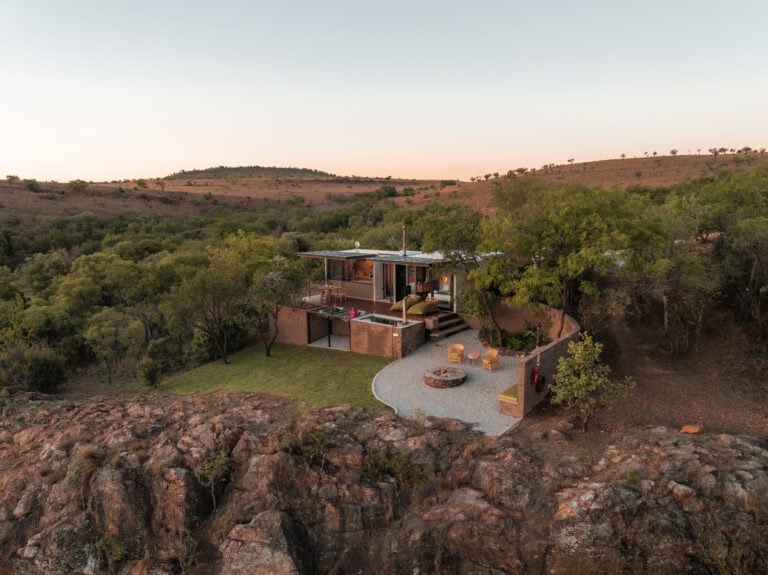 cabin collective valley pod