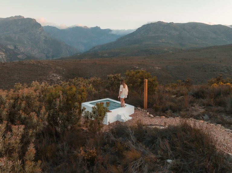 zola luxury eco cabin mcgregor