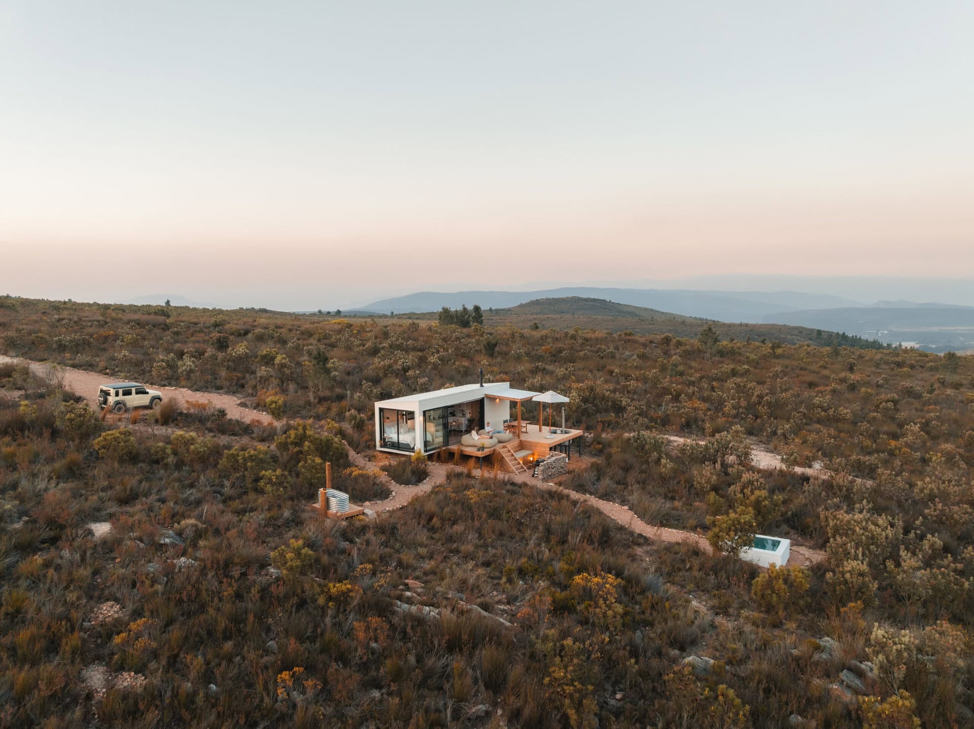 zola luxury eco cabin mcgregor